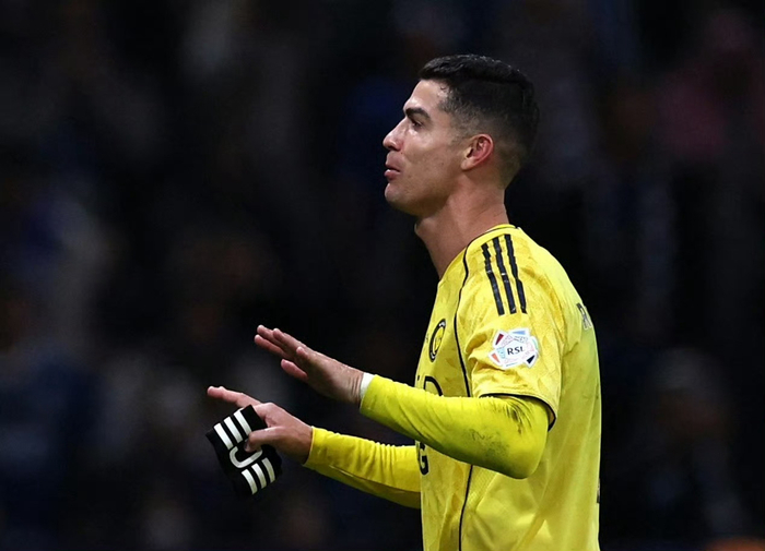 开云在线-C罗罢赛升级为沙特金元模式治理挑战，PIF面临两难抉择|克里斯蒂亚诺·罗纳尔多|体育赛事讨论|沙特联赛|本泽马|帽子戏法_新浪体育_新浪新闻