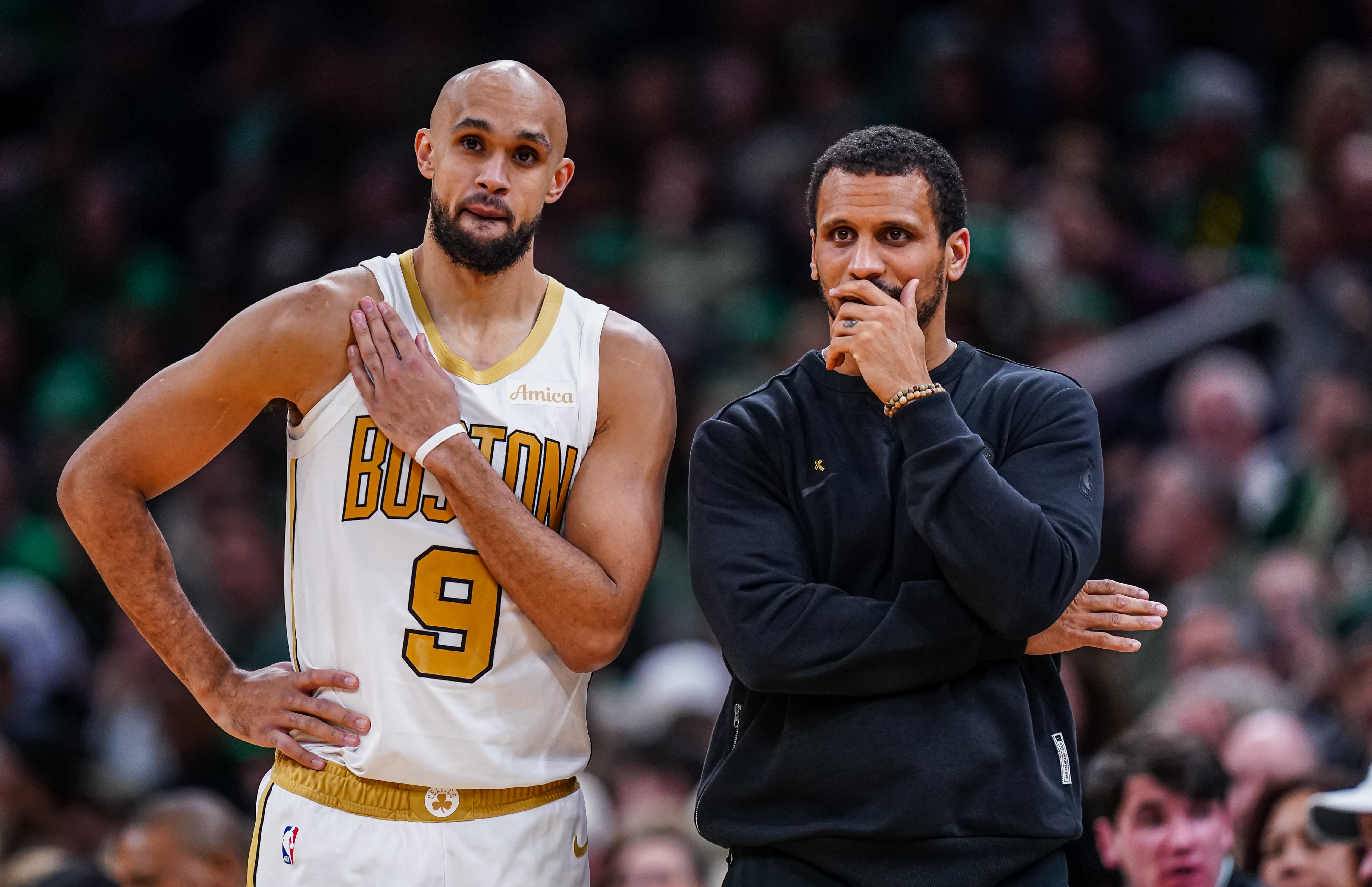 开云APP-骑士季后赛前景:哈登带来韧性与强硬 绿军成争冠路上最大拦路虎