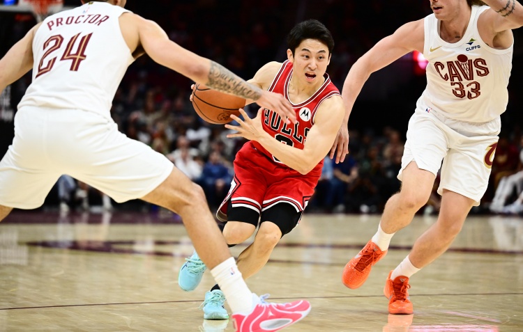 NBA亚洲球员得分榜：移动长城巍然耸立 东瀛武士崛起 第1竟非姚明